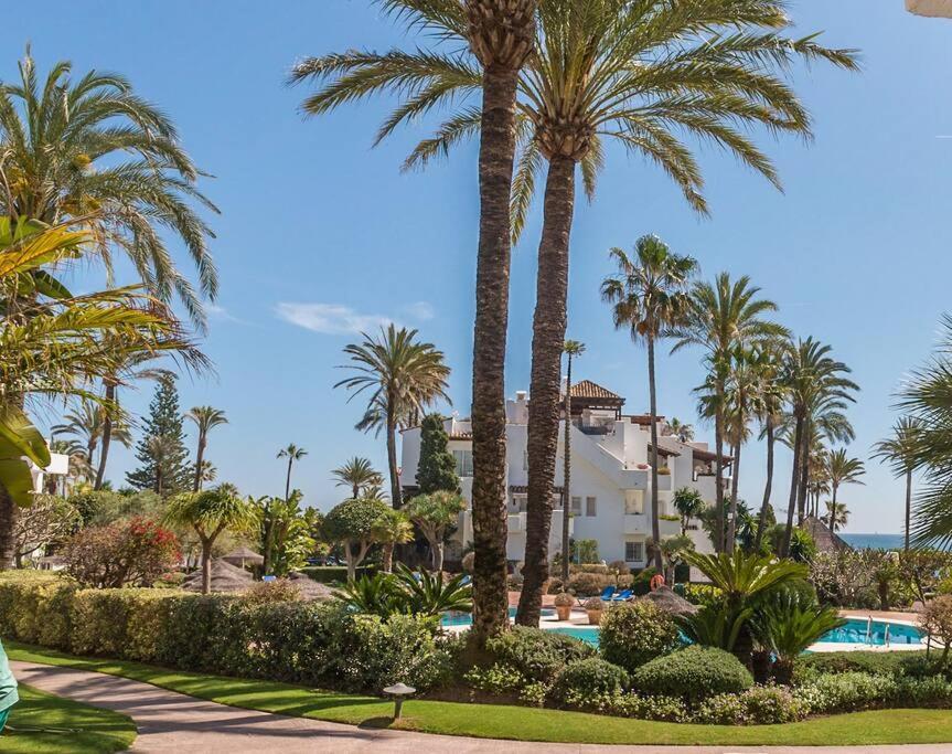 Alcazaba Beach Apartment Estepona Luaran gambar